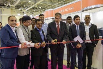 PAVAN KAPOOR: INDIA ACTIVELY PROMOTES TEXTILE PRODUCTS TO RUSSIA